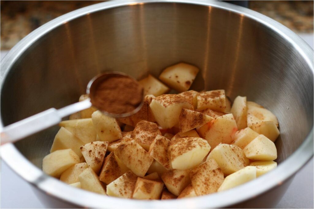 Add Cinnamon to Apple Chunks