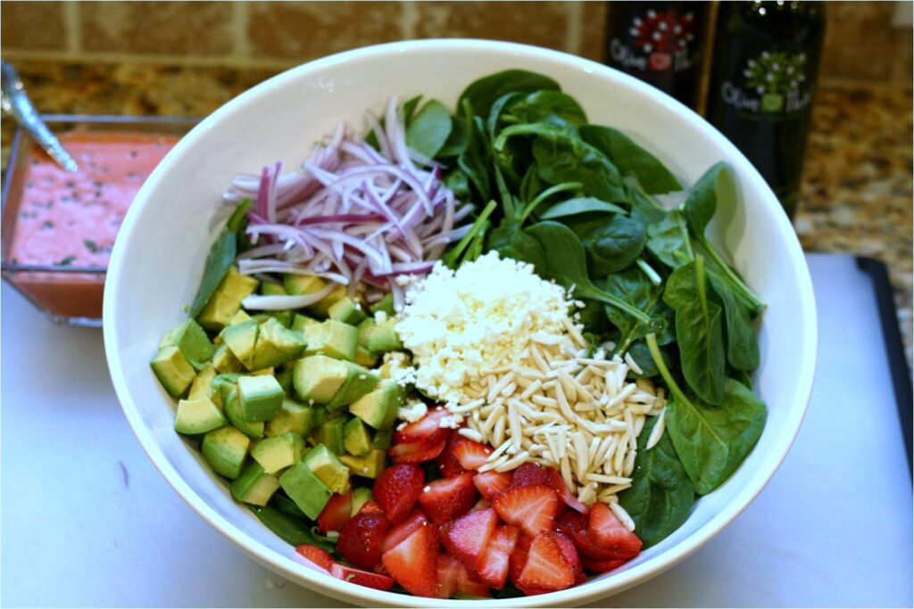 Combine Spinach Avocado Salad Ingredients in Large Bowl