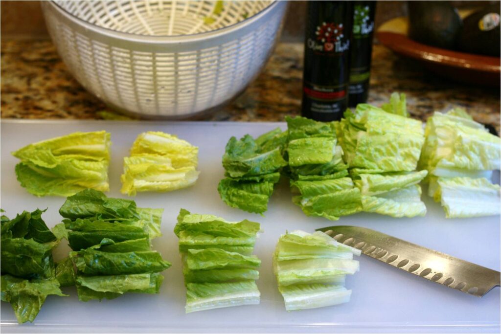 Cut Romaine into Pieces