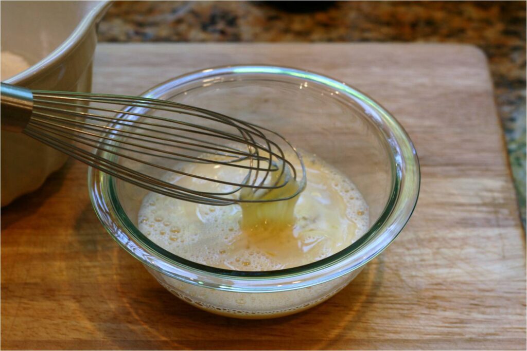 Mix Wet Ingreds for German Pancake