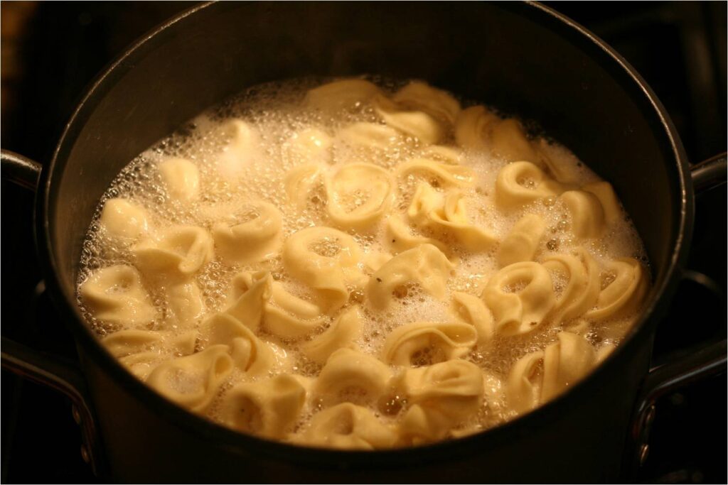 Prepare Tortellini Pasta