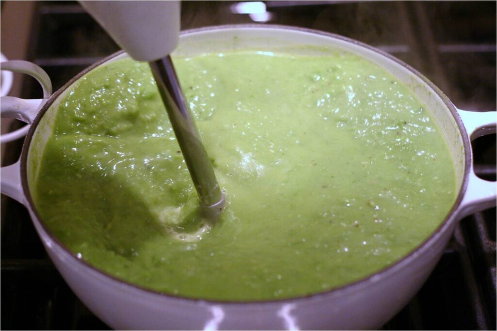 Puree Pea Soup with Immersion Blender