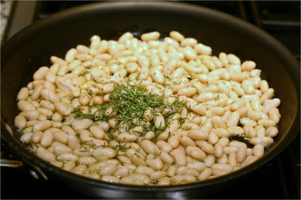 Saute white beans for Roasted Fennel Dip
