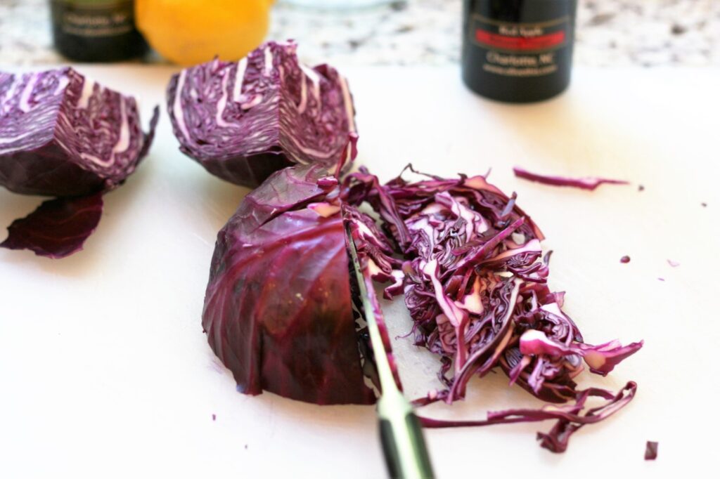 Shred the red cabbage