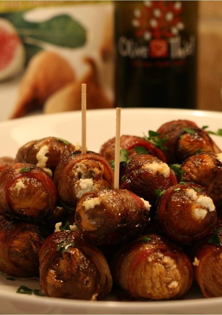 Stuffed Figs with Goat Cheese, Bacon and Traditional Balsamic Vinegar